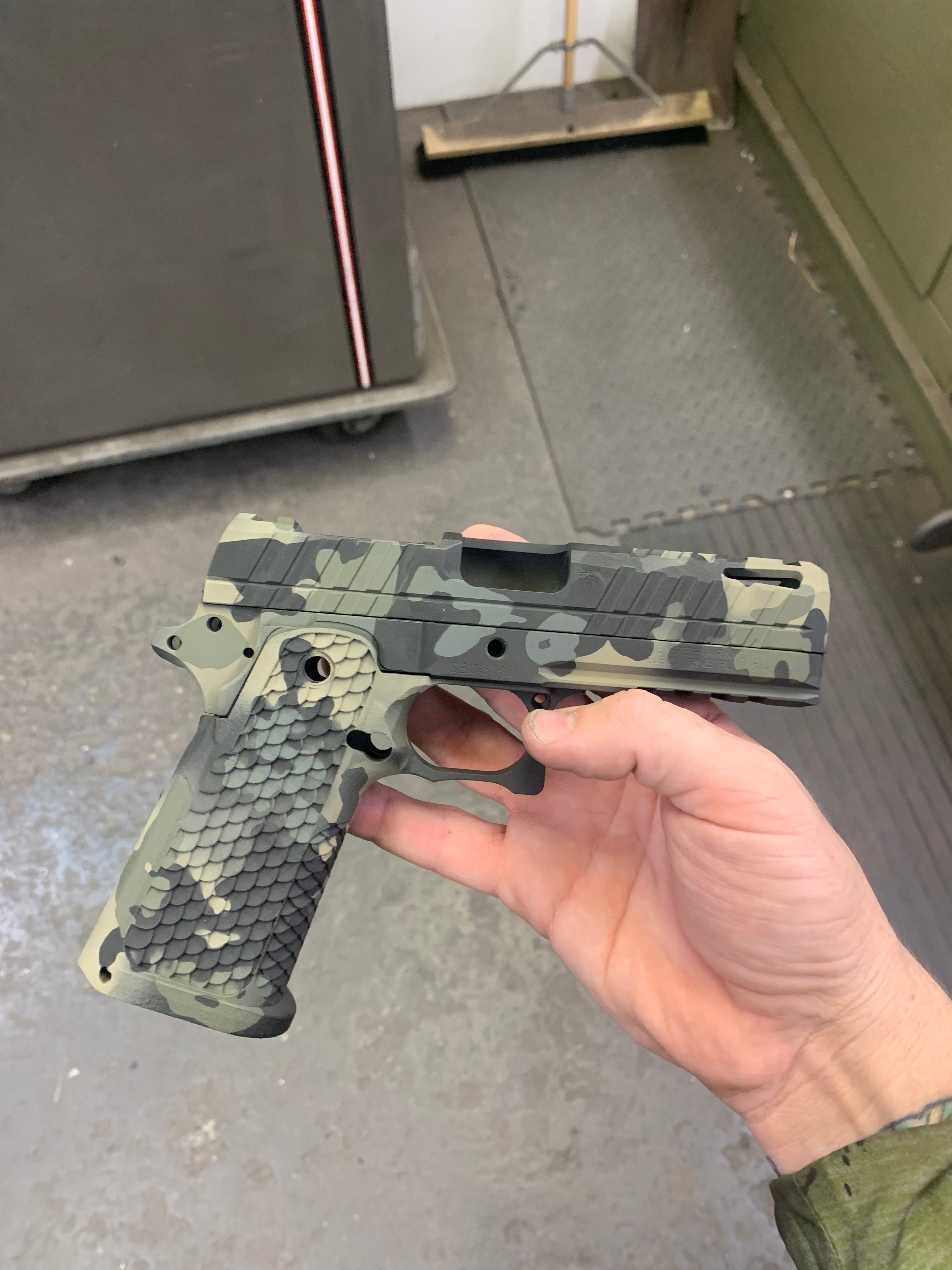 PISTOL CERAKOTE